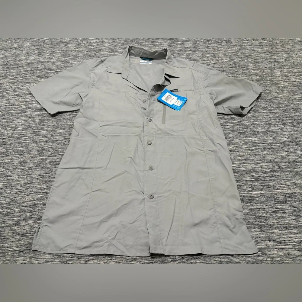NWT Columbia Men’s Button Up Short Sleeve Size Small - Picture 1 of 5